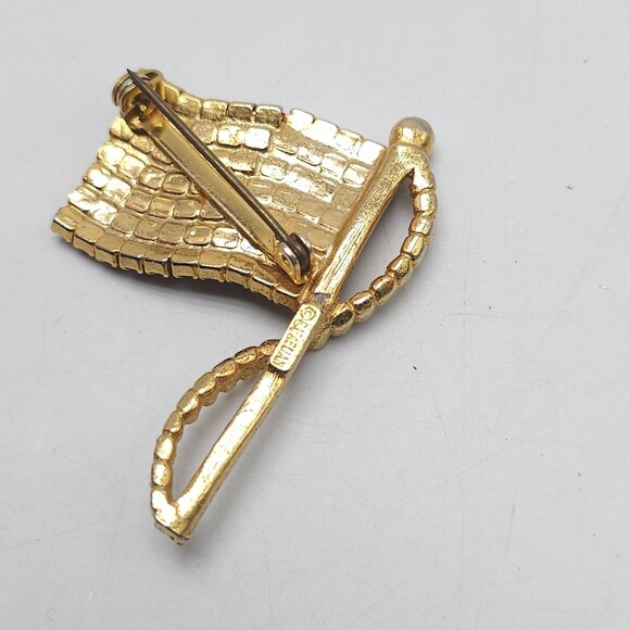 Vintage Rhinestone American Flag Brooch Pin Gold-Tone Patriotic July 4th Jewelry - Picture 3 of 5